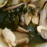 鶏胸肉とほうれん草の中華スープ